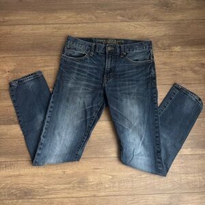American Eagle Outfitters AEO Men's Dark Blue Straight Slim Jeans Size 30/32